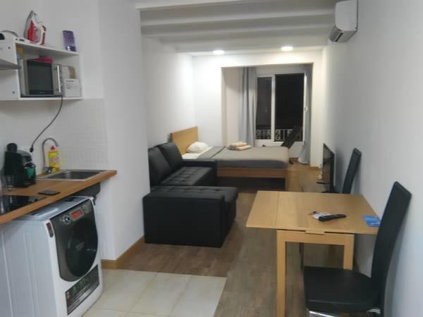 Spacious Doubleroom Apartment At Sants Barcelona Ngoại thất bức ảnh