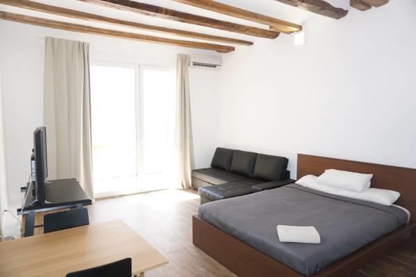 Spacious Doubleroom Apartment At Sants Barcelona Ngoại thất bức ảnh